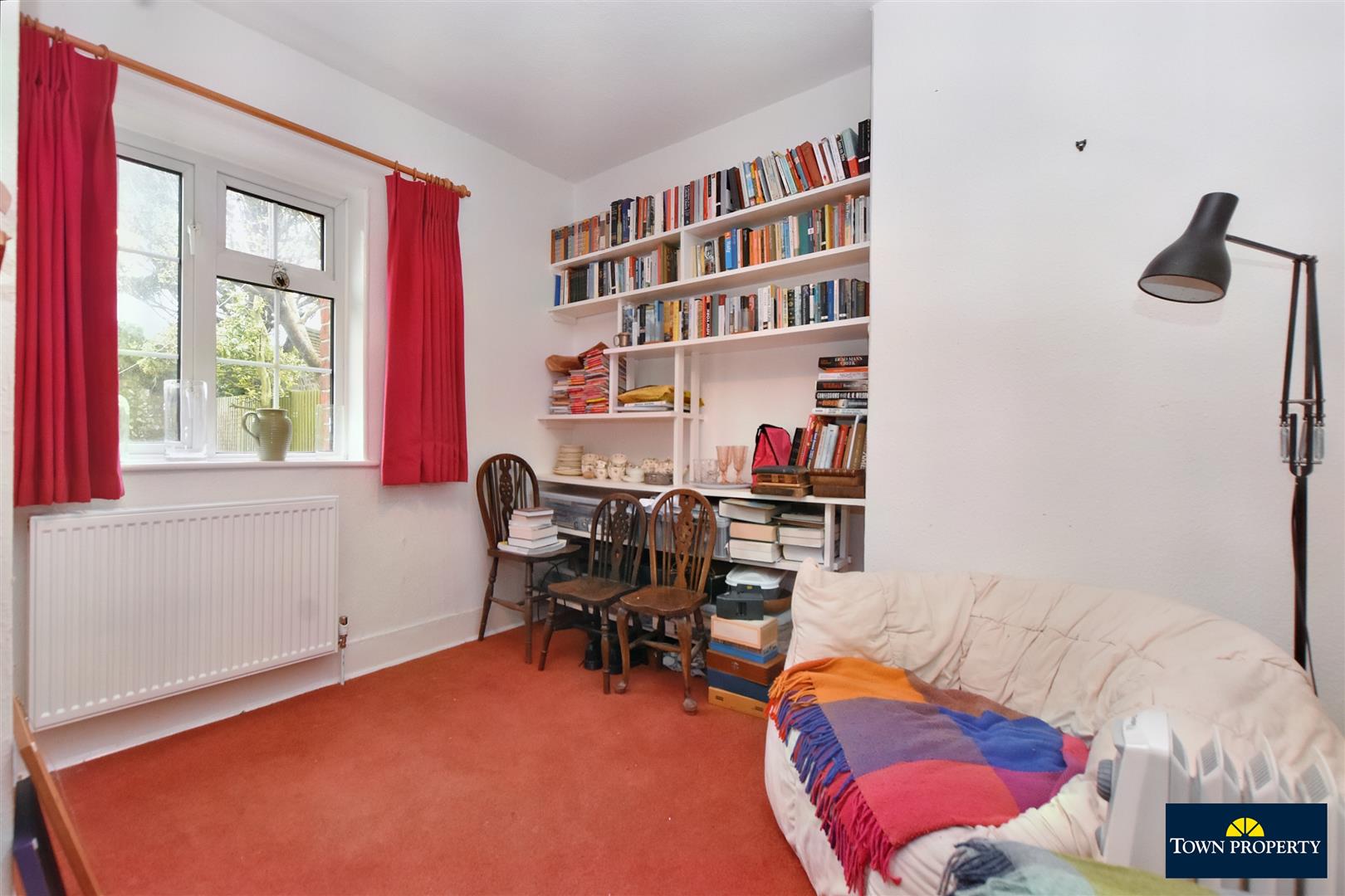 Property Details for Beachy Head Road Eastbourne East Sussex BN20 7QS